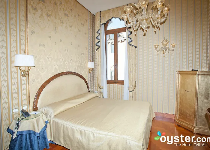 Palazzo Stern Hotel 4*