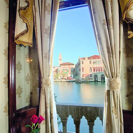 Palazzo Stern 4*