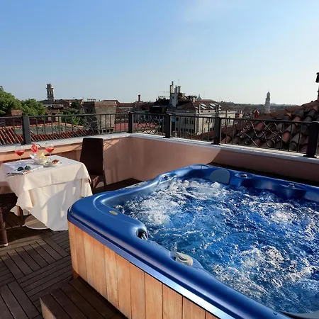 Palazzo Stern Hotell