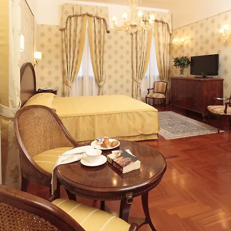 Palazzo Stern Hotel 4*