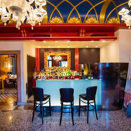 Palazzo Stern Hotell 4*