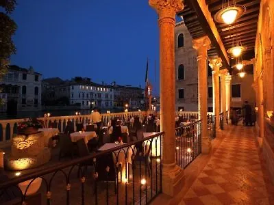 Palazzo Stern Hotell