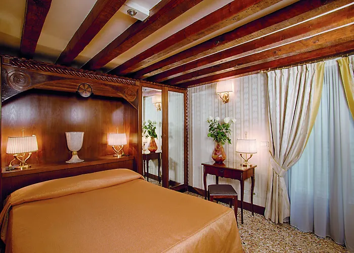 Palazzo Stern Hotell 4*