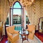 Palazzo Stern 4* Benátky