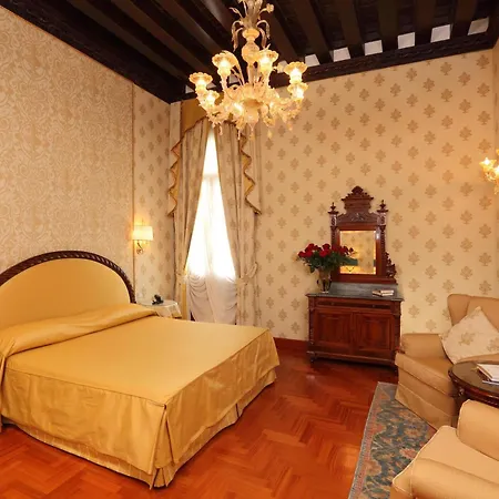 Palazzo Stern 4*