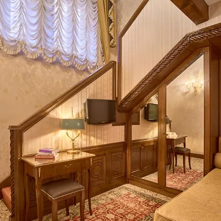 Palazzo Stern 4* Venezia