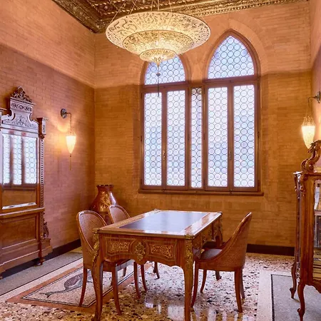 Hotel Palazzo Stern