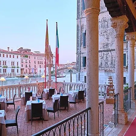 Hotel Palazzo Stern 4*