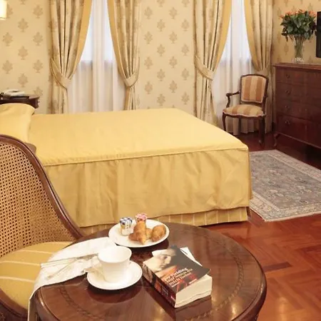 Hotel Palazzo Stern