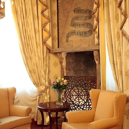 帕拉佐斯特恩酒店