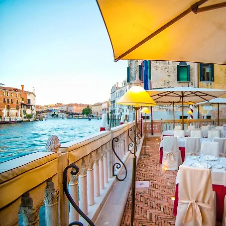 Palazzo Stern 4*
