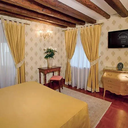 Palazzo Stern Hotel 4*