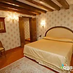 Palazzo Stern Hotell